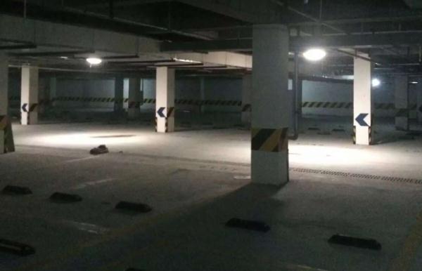 光导系统将阳光引进地下车库 光导系统将阳光引进地下车库